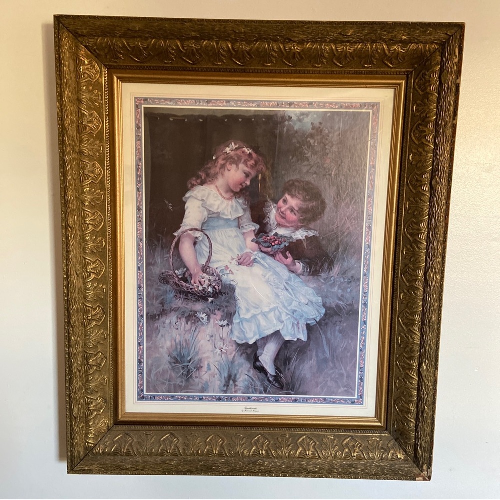 Beautiful picture, vintage piece slight damage on frame pictured